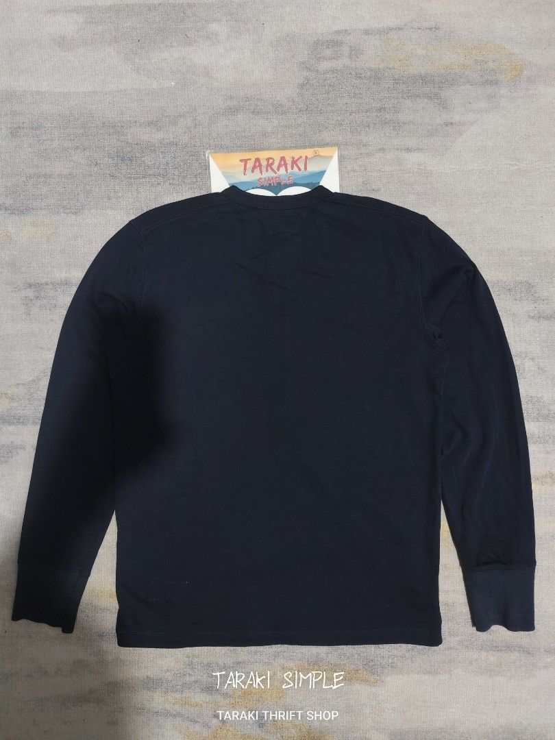 VTG. DARK NAVY BLUE BRONSON MFG CO. (Category: Coats, Jackets and Outerwear) located in Baguio. Submitted by igorotak.111.taraki.com (Listing ID 1453753912, Image 2). Description: FS Vintage dark navy blue Bronson Mfg. Co. long-sleeve henley shirt features a four-button placket and heavyweight construction. AS NEW NO ISSUES SOLID NITO ♥️ L-26 W-20 CAN FIT M -L CAN DO.