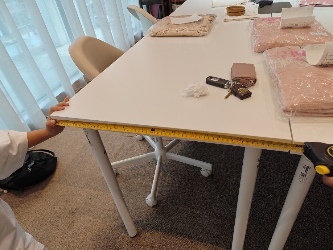 White table (Category: Tables & Sets) located in Kuala Lumpur. Submitted by dedeeel (Listing ID 1453765415, Image 3). Description: White table RM100 each.