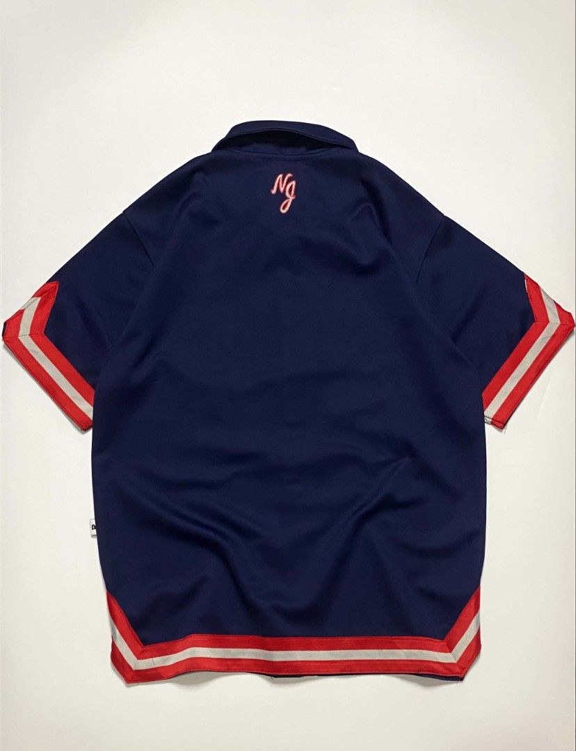 Y2k New Jersey Nets Warmer (by Nike) (Category: Activewear) located in Tarlac. Submitted by dinnuh4e (Listing ID 1453787277, Image 3). Description: Y2k New Jersey Nets Warmer (by Nike) W 22 L 28 issue: 1 female button (last pic).