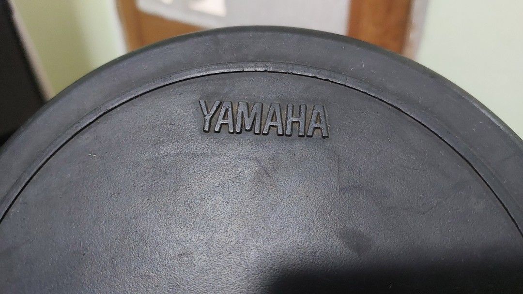 Yamaha Drum Practice Pad Stand (Category: Musical Instruments) located in Baliuag. Submitted by papa.gardz (Listing ID 1453770598, Image 2). Description: - Yamaha Practice Pad Stand - Sturdy Tripod Base for Stability - Ideal for Drum Practice Sessions.