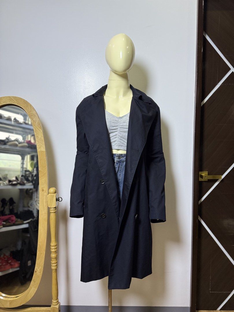 Zara navy blue trench coat (Category: Coats, Jackets and Outerwear) located in Sablan. Submitted by bag-a-holic.bygaile.ph.2.0 (Listing ID 1453686482, Image 1). Description: .
