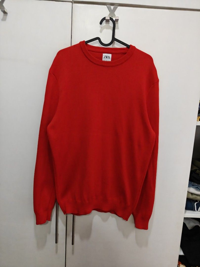 ZARA Red Crew Neck Long Sleeve Sweater (Category: Longsleeves) located in Quezon City. Submitted by lancelooot (Listing ID 1453766475, Image 1). Description: Size M 20x27 - Long sleeves with ribbed cuffs and hem - Made in Bulgaria - Simple and versatile for easy styling with jeans or trousers - Perfect for layering.