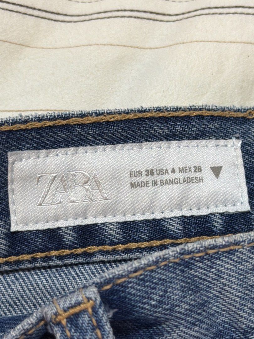 ZARA Wide Leg Jeans - Blue Denim (Category: Jeans) located in Taguig. Submitted by celinesells222 (Listing ID 1453714441, Image 3). Description: - Brand: ZARA - Color: Classic Blue Denim - Style: Wide-leg - Fit: Mid-rise - RFS: wrong size - Used once - shipping already included in price.
