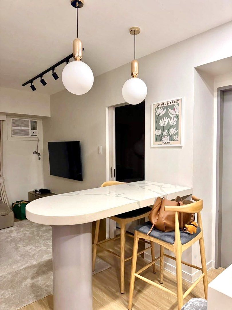 1BR FOR LEASE in Avida 9th Bgc (Category: Apartments & Condos) located in Manila. Submitted by bon.eric (Listing ID 1453990324, Image 3). Description: FOR LEASE Avida Tower 9th Ave One bedroom Fully-furnished and interiored 38 sqm. Low-floor P50K/month.