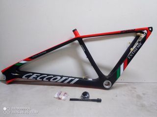 （分類：）位於 。 由 yuiming1314 提交（商品編號 1453845196，圖片 1）。簡介： 。