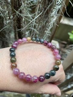 (Category: ) located in . Submitted by crystal_gem_world (Listing ID 1453885960, Image 1). Description: .