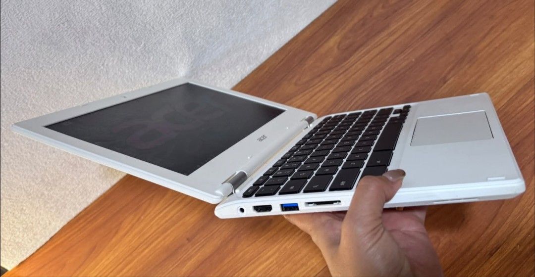 📍ACER CHROMEBOOK CB3-131 series 📍 (Category: Laptops & Notebooks) located in Manila. Submitted by lonelyme_1986 (Listing ID 1453828713, Image 2). Description: WINDOWS 10 WITH MICROSOFT OFFICE CHROMEBOOK ACER LAPTOP FOR SALE (28PCS AVAILABLE ) PRICE: 3,300 FIX 📍ACER CHROMEBOOK CB3-131 series 📍 ✅INTEL CELERON CPU N2840 @2.170GHZ ✅16GB SSD ✅2GB MEMORY ✅BUILT-IN CAMERA ✅WIFI READY ✅HDMI ✅BLUETOOTH /NO BLUETOOTH ✅CARD READER ✅USB PORT ✅11.6 INCHES