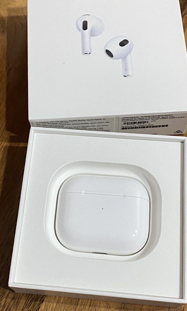 AIRPODS 3RD GEN - SALE (Category: Headphones & Headsets) located in Taguig. Submitted by santos.eliza (Listing ID 1453926594, Image 1). Description: GOOD AS NEW COMPLETE ₱5,000 only.