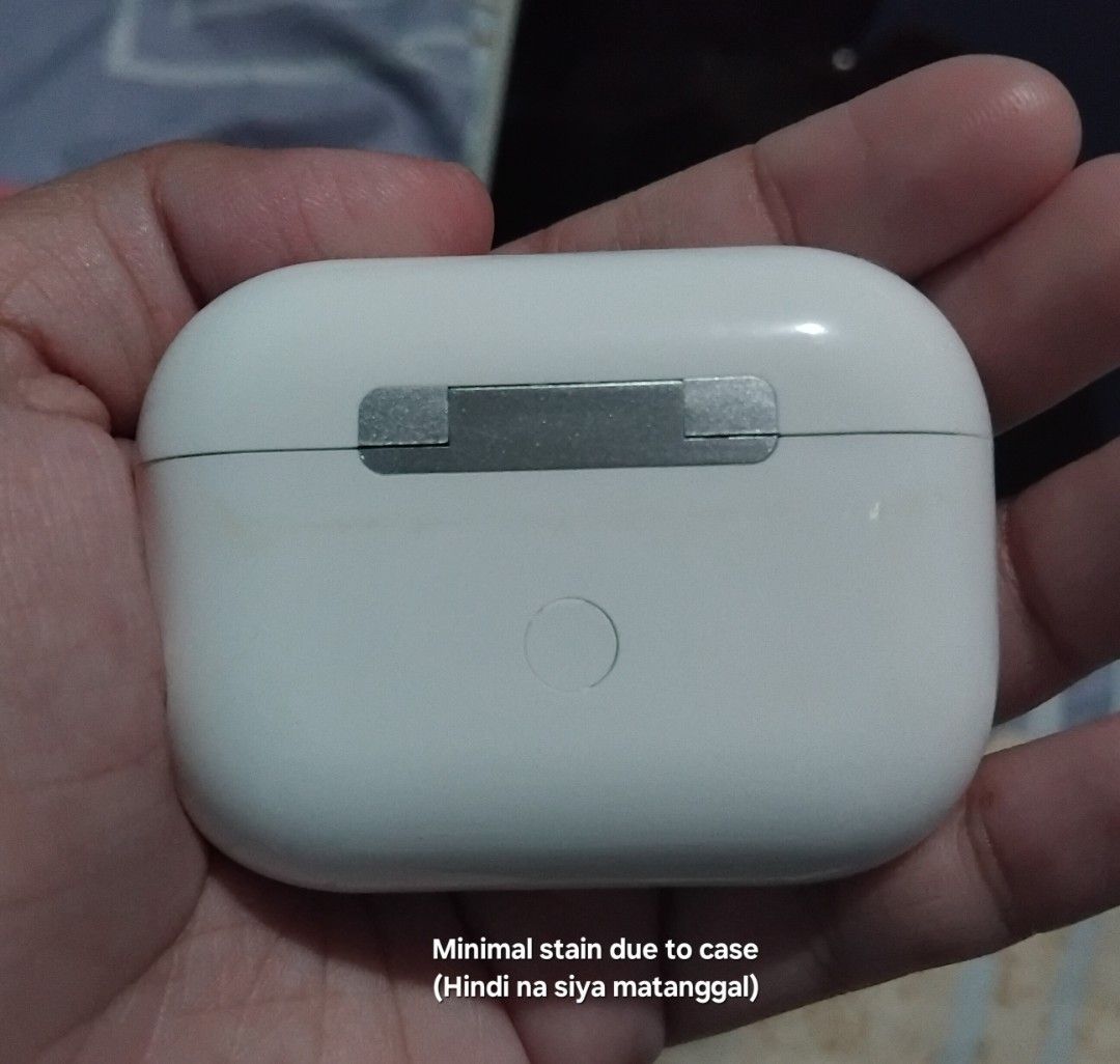 Airpods Pro (DUPE) (Category: Earphones) located in Dasmarinas. Submitted by elijahojenal (Listing ID 1453942077, Image 3). Description: ⚠️ DUPLICATE OF AIRPODS PRO (NOT OG!) ⚠️ ▪︎ Complete set (Earphones, Charging case, Earphone case, lightning to USB charging cable, manual) ▪︎ Can connect and be read by 🍎's ecosystem ▪︎ Good sound quality Minimal issues: ▪︎ Has stain on the back due to the casing ▪︎ Weak magnet on the casing of the left earbud