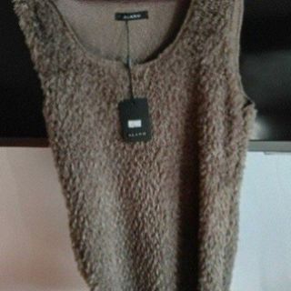 (Category: ) located in . Submitted by miscellany_of_deals (Listing ID 1453999434, Image 1). Description: .