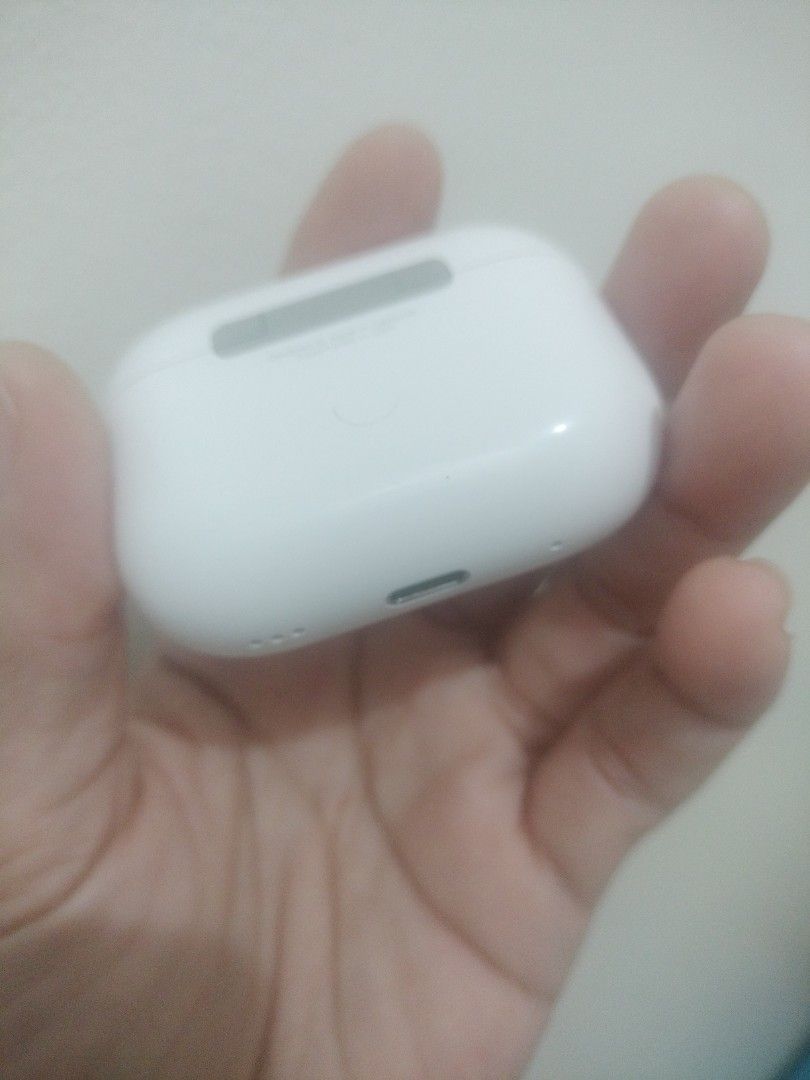 Apple airpods pro 2nd gen (Category: Earphones) located in Quezon City. Submitted by shelladvi729136 (Listing ID 1453869817, Image 3). Description: Bought in the US. Complete with box and inclusions also the charging cable. Just opened never used. Buds still have the plastic on them. .