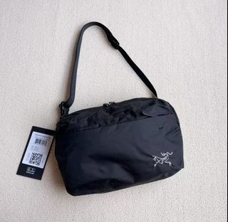 （分類：）位於 。 由 emilija-0510 提交（商品編號 1453943782，圖片 1）。簡介： 。
