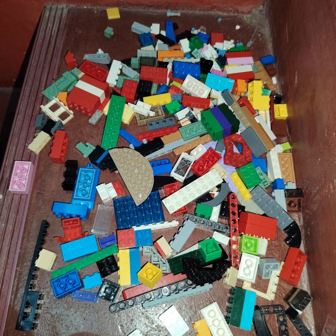 Assorted Lego Bricks and Building Blocks (Category: Lego & Building Sets) located in Iligan City. Submitted by shehabdor98515 (Listing ID 1453996725, Image 3). Description: - Huge box of assorted Lego bricks - Wide variety of shapes, sizes, and colors - Ideal for building cars, houses, and creative projects - Encourages imaginative play and fun building - All bricks are clean and ready in a storage bin.