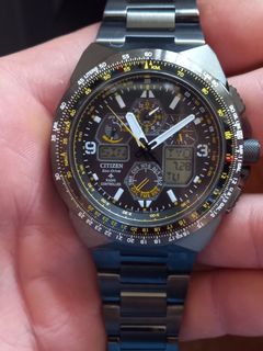 (Category: ) located in . Submitted by derrickrose1981 (Listing ID 1453837851, Image 1). Description: .