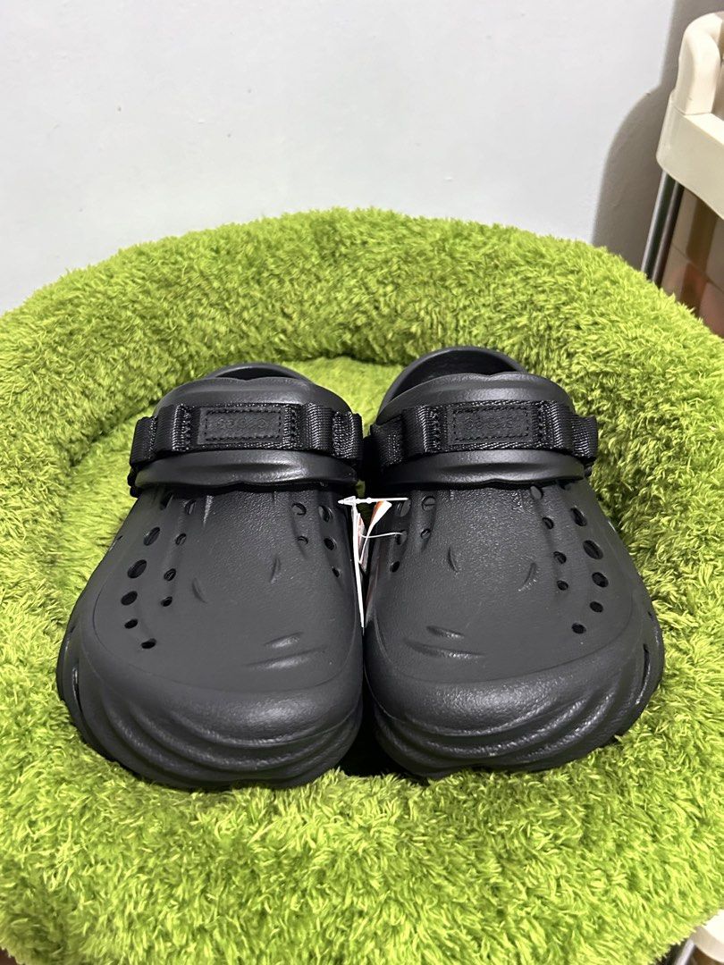 Authentic Black Crocs Echo clog M7 (Category: Slippers & Slides) located in Valenzuela. Submitted by julianjohn98 (Listing ID 1453955222, Image 3). Description: Available size m7 Malinta Valenzuela .