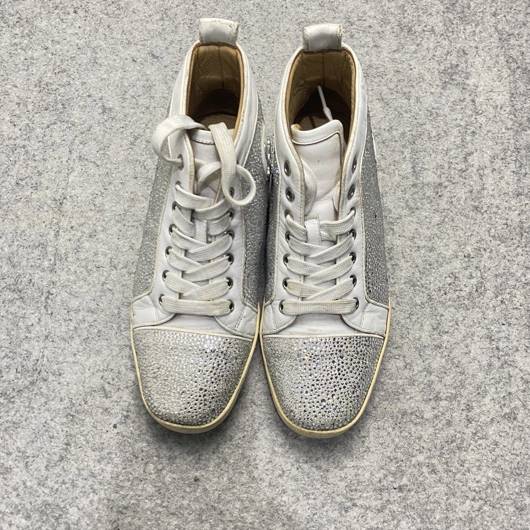 Authentic CHRISTIAN LOUBOUTIN MID TOP SNEAKERS (Category: Sneakers & Footwear) located in Zamboanga. Submitted by swayporgypretz (Listing ID 1453955455, Image 2). Description: .