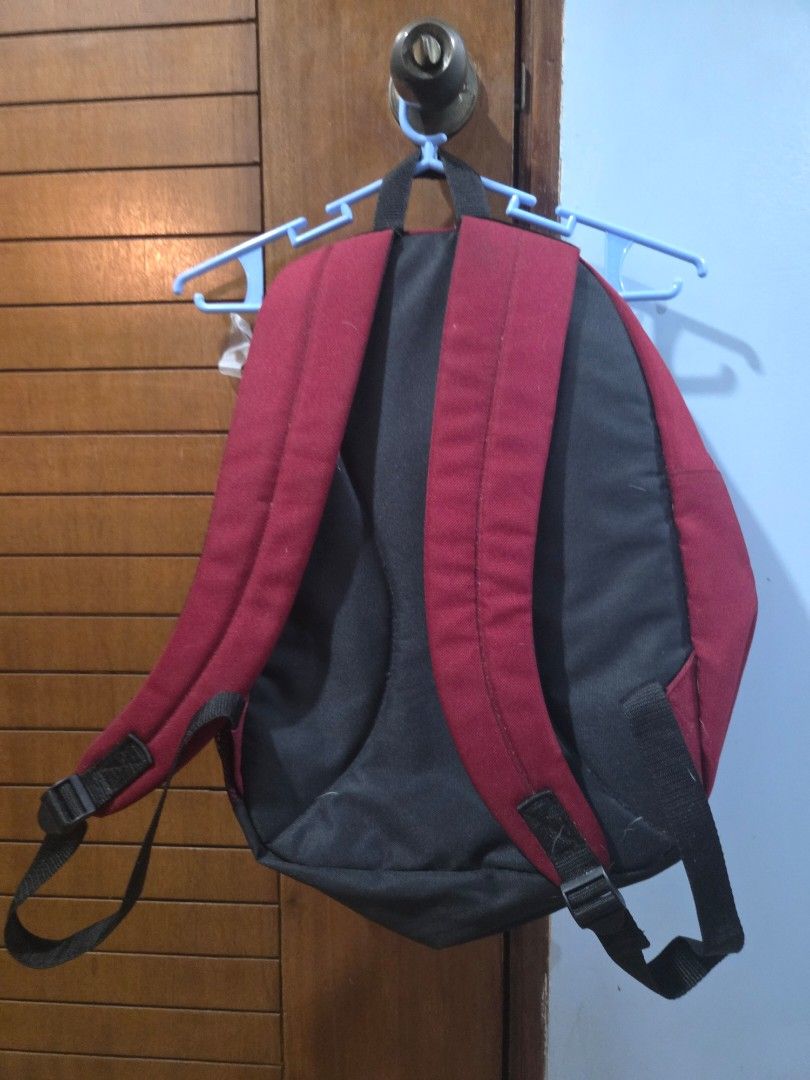 Authentic Reebok Backpack - Maroon/Black (School / Gym Bag) (Category: Backpacks) located in Quezon City. Submitted by chennister (Listing ID 1453992292, Image 2). Description: RFS: Decluttering stuff for shs . Selling lightly used, authentic reebok backpack in maroon and black colorway. Brand: Reebok (100% Authentic) Condition: 8.5/10 (No rips, no holes, all zippers perfect) Interior: Super clean black lining with zero stains or peeling (see pho