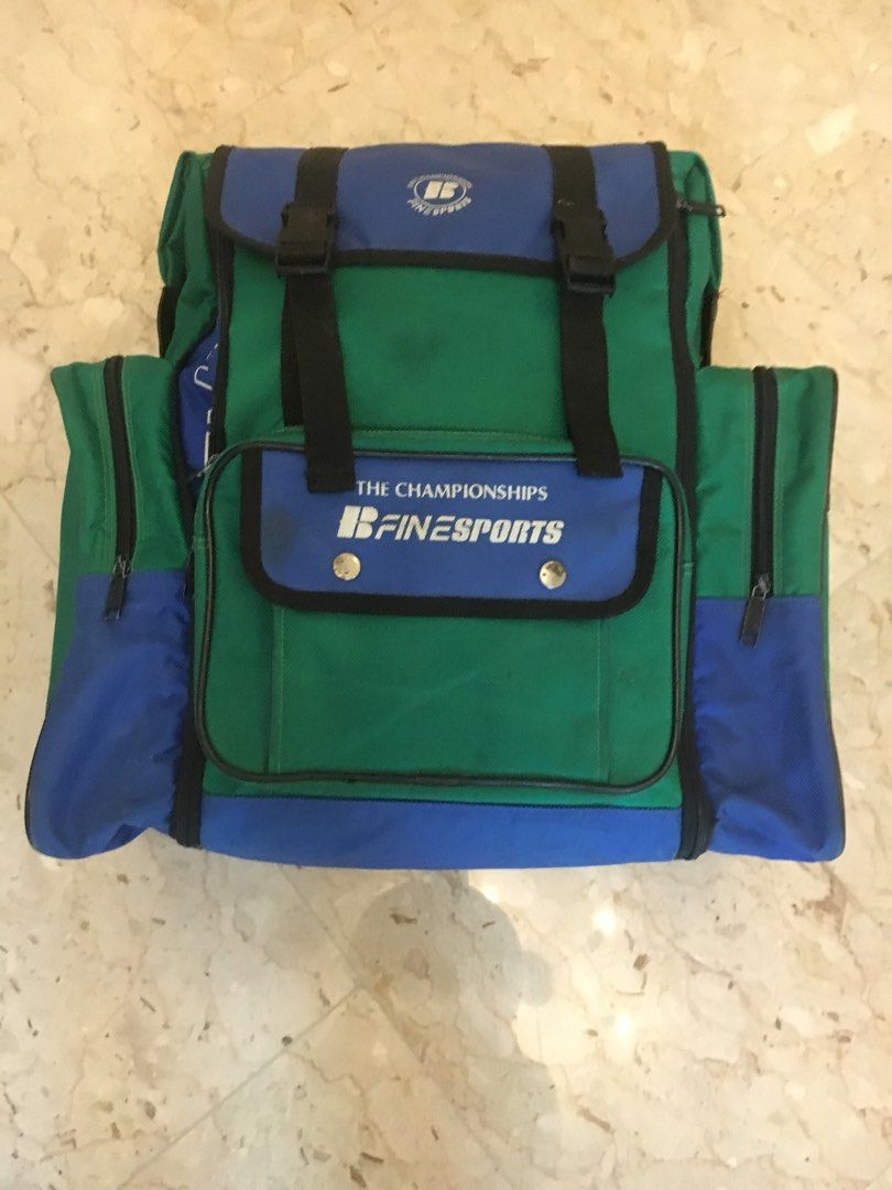 Back Pack (Category: Backpacks) located in Petaling Jaya. Submitted by eternity777 (Listing ID 1453905651, Image 2). Description: purchased in japan sturdy construction unisex 50×50×15cm no claim no return .