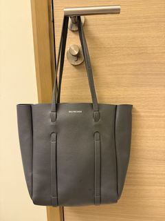 （分類：）位於 。 由 chaaareillllll 提交（商品編號 1453942305，圖片 1）。簡介： 。