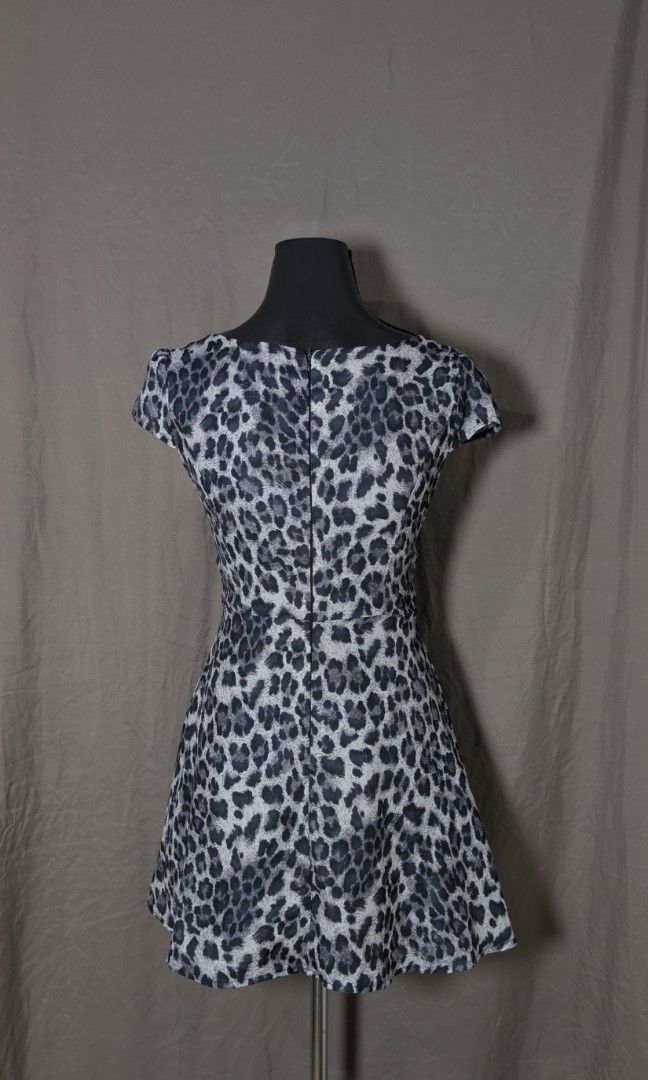 Bear3 | Gothic Leopard Dress (Category: Dresses) located in Taytay. Submitted by _deya (Listing ID 1453840868, Image 3). Description: Brand: Tagged Size: Color: Measurements (laid flat): - Bust: 15" - Waist: 13" - Hips: 16.5 - Length: 30" Flaws: None Payment: Payment first. Shipping: J&T Express (shipping fee will be shouldered by the buyer.) Please allow a ±0.5" difference due to manual measurement..