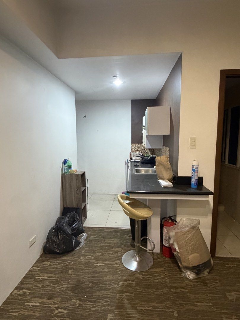 Berkeley Residences (Category: Apartments & Condos) located in Quezon City. Submitted by roxgal (Listing ID 1453878751, Image 3). Description: for sale berkeley residences 1br, 22 sqm corner unit infront of miriam/ateneo cash only.