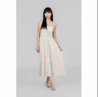 (Category: ) located in . Submitted by preloved.petite (Listing ID 1453913420, Image 1). Description: .