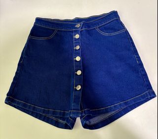 (Category: ) located in . Submitted by evernice (Listing ID 1453901656, Image 1). Description: .