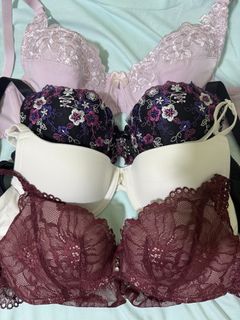 (Category: ) located in . Submitted by vyywl (Listing ID 1453941719, Image 1). Description: .