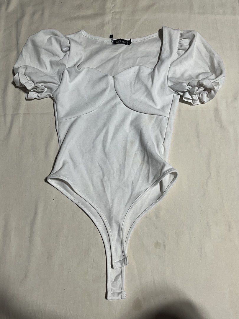 BODYSUIT (Category: Others Tops) located in Bulacan. Submitted by yangg___ (Listing ID 1453971927, Image 3). Description: M Needs wash. Natambak kasi.