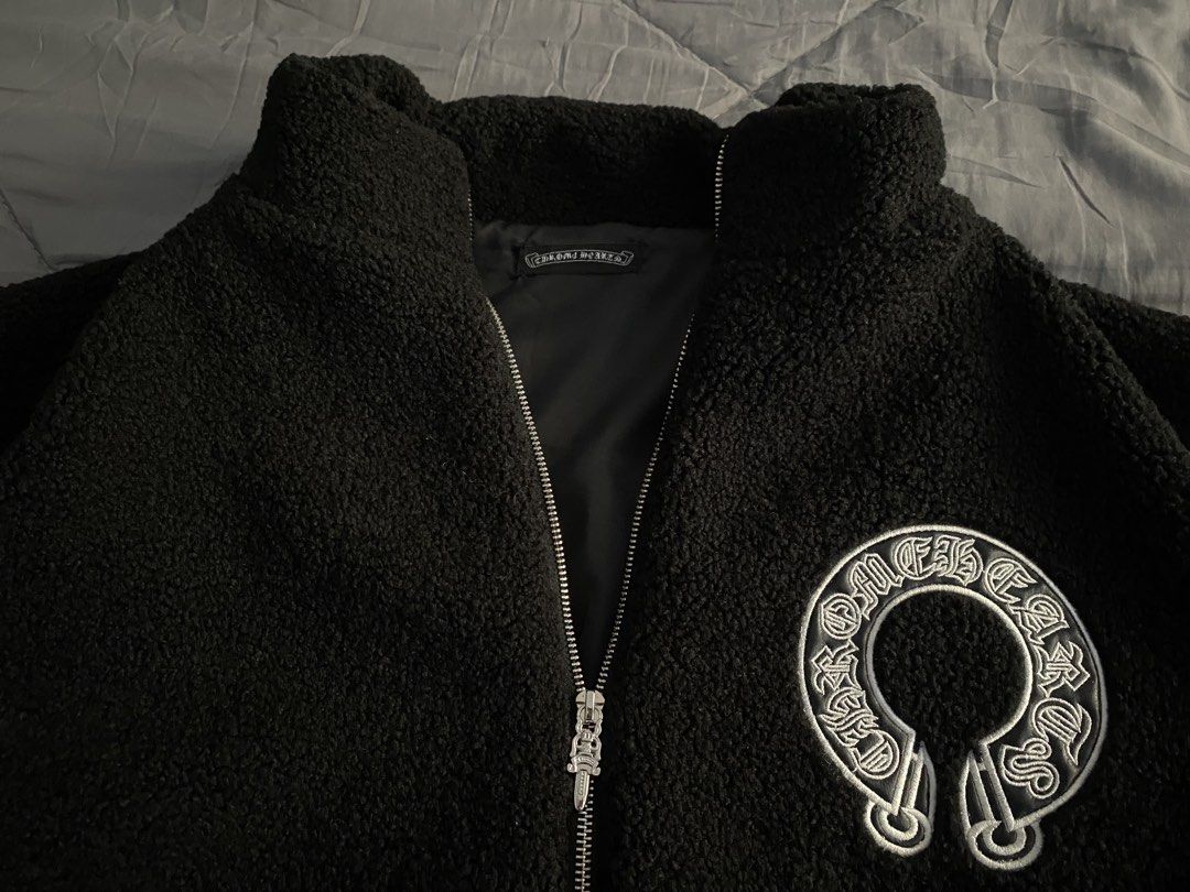 CH Jacket (Category: Coats, Jackets and Outerwear) located in Kuala Lumpur. Submitted by auticticchildd (Listing ID 1453941414, Image 2). Description: pm.
