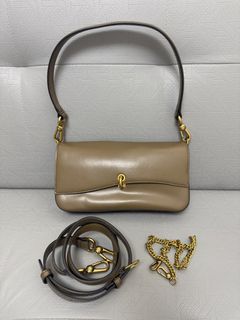 （分類：）位於 。 由 fuluuuuu 提交（商品編號 1453827566，圖片 1）。簡介： 。