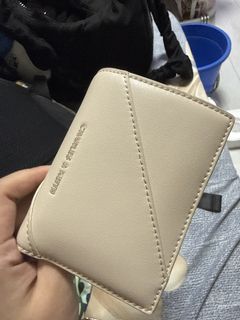 （分類：）位於 。 由 clsppl 提交（商品編號 1453894047，圖片 1）。簡介： 。