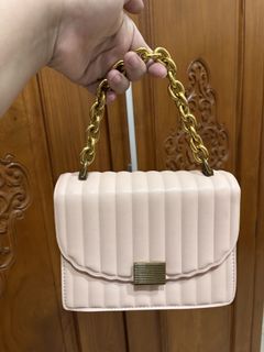(Kategori: ) berada di . Dikirim oleh adescava (ID iklan 1453898327, Gambar 1). Deskripsi: .