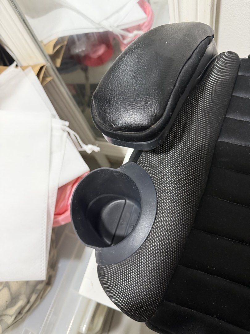 Chicco GoFit Plus (Category: Car Seats) located in Pasay City. Submitted by bbdavid (Listing ID 1453999221, Image 2). Description: - Chicco GoFit Plus Booster Car Seat - Color: Black with Grey Mesh Accents - Features: 2 Side Cup Holders - Adjustable Straps for a secure fit - "Pull to Release" Latch for easy adjustment - Ensures comfort and security for children during travel - Simple to install and use.
