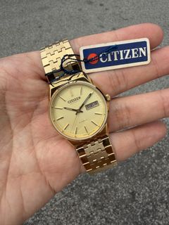 (Category: ) located in . Submitted by arrowvintagewatches (Listing ID 1453883352, Image 1). Description: .