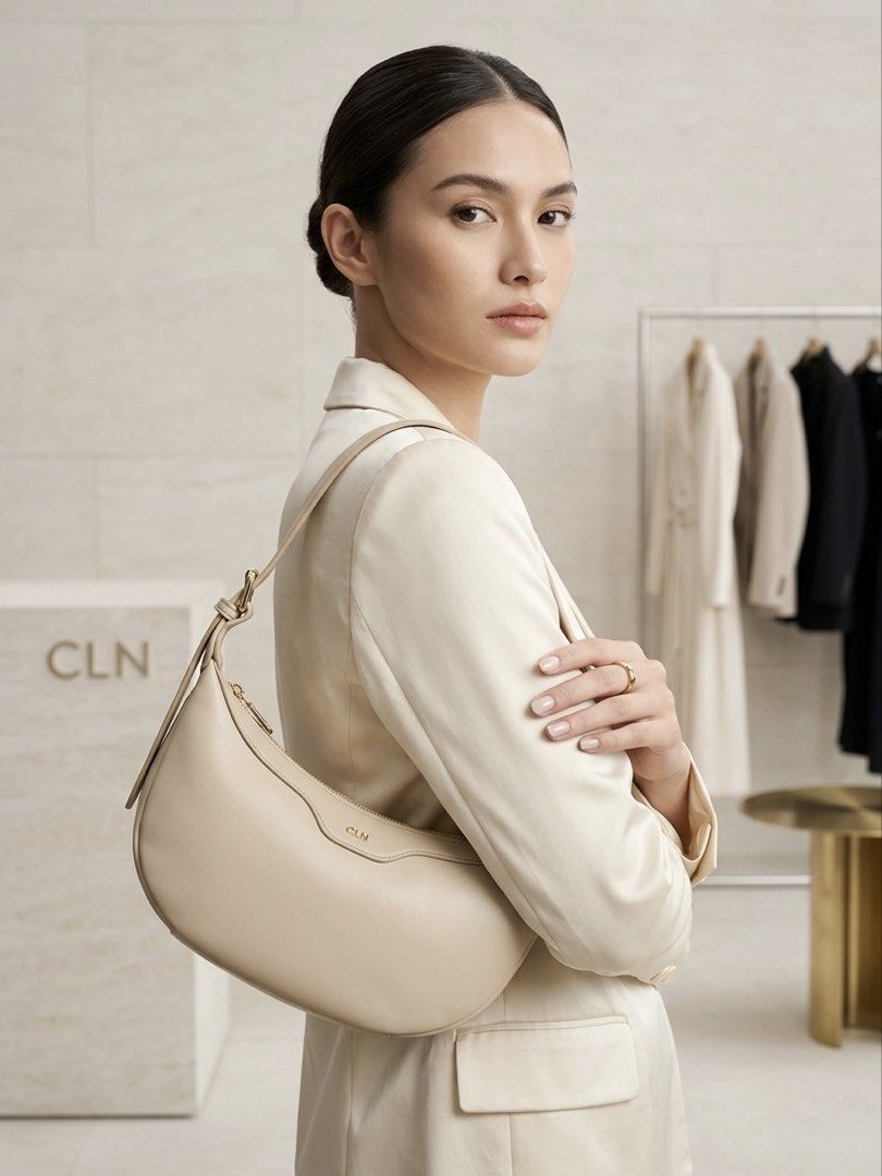 cln bag (Category: Shoulder Bags) located in Marilao. Submitted by lovely.loot (Listing ID 1453943779, Image 2). Description: brielle shoulder bag.