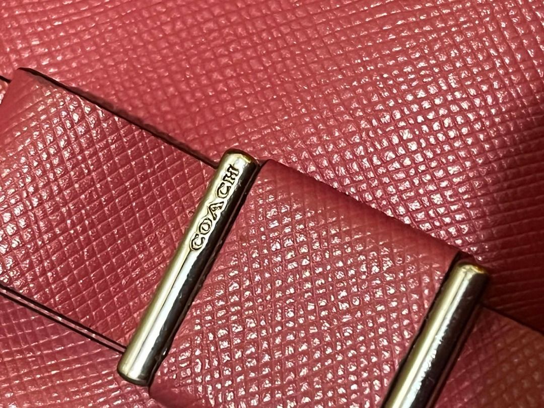 Coach Bag Charm with Coach Logo (Category: Luxury Bags & Wallets) located in Manila. Submitted by juliusbravo05 (Listing ID 1453959572, Image 3). Description: - Authentic Coach bag charm - Features iconic Coach logo - Adorable carriage design - Made of durable metal - Ideal for personalizing bags or keychains 1,500 na langgg huhu get nyo na orig price 5k.