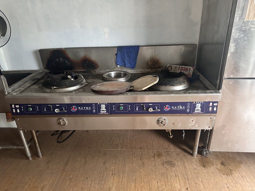 Commercial Double Wok Range (LPG) – Stainless Steel (Category: Other Kitchen Appliances) located in Silang. Submitted by vlncify.ph (Listing ID 1453896448, Image 1). Description: Approx. size: 120 × 80 cm Was working when last used in November 2025. Untested since the previous tenant vacated. Selling as-is. Buyer is welcome to inspect and test before purchase. Pickup in Pasay. ₱30,000 Negotiable send offer.