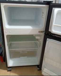 (Category: ) located in . Submitted by ilovesupersale (Listing ID 1453823219, Image 1). Description: .