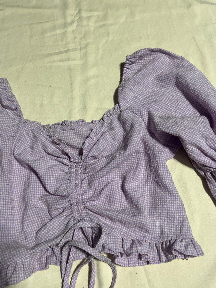 CROPTOP | PURPLE TOP | PUFF SLEEVES (Category: Others Tops) located in Bulacan. Submitted by yangg___ (Listing ID 1453990400, Image 3). Description: M-L.