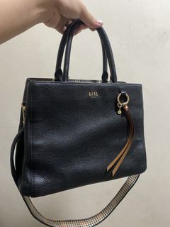 (Category: ) located in . Submitted by menggaypreloved (Listing ID 1453995344, Image 1). Description: .