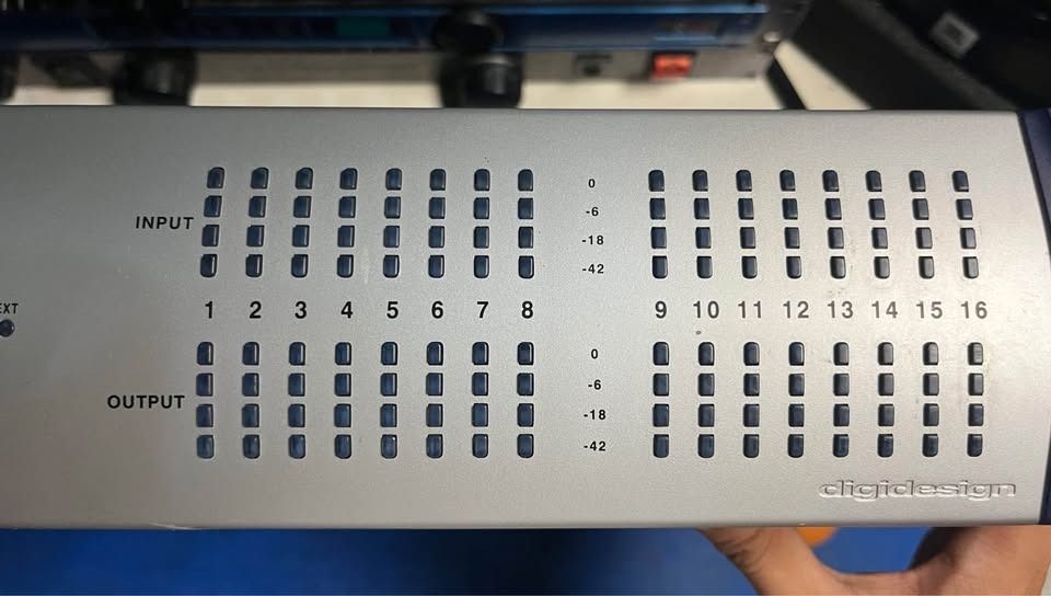 Digidesign Pro Tools HD 192 Analog Digital Audio Interface (Category: Soundbars, Speakers & Amplifiers) located in Rosales. Submitted by jaeokk (Listing ID 1453988319, Image 3). Description: - Digidesign 192 Audio Interface - Ideal for studio applications - Versatile I/O: AES/EBU, TDIF, ADAT, Analog, SPDIF, Optical - Power cable included - Feel free to ask any questions!.