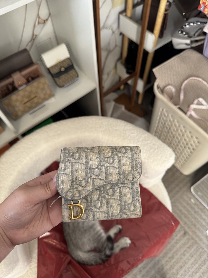 Dior Saddle Wallet (Category: Luxury Bags & Wallets) located in Manila. Submitted by sacreluxebyelly (Listing ID 1453866859, Image 1). Description: .
