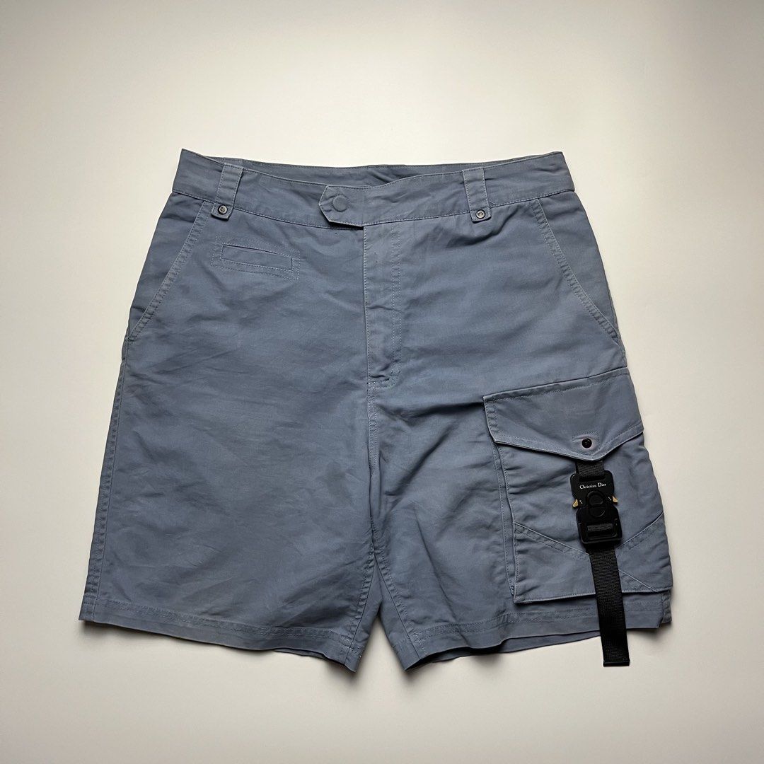 Dior x Alyx Buckle Cargo Shorts Slate (Category: Luxury Apparel) located in Manila. Submitted by streetsavvy (Listing ID 1453916713, Image 1). Description: Dior x Alyx Buckle Cargo Shorts Slate Size: 44 Waist: 30” Length: 19” Inseam: 8” Hip: 18” Knee: 13” Leg Opening: 11” Front rise: 12” Measured in Inches This piece represents a defining moment in modern menswear, hailing from the early era of Kim Jones’ tenure at Dior Men (Spring/Summer 2020). 
