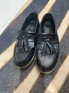 (Category: ) located in . Submitted by kons.closet (Listing ID 1453933220, Image 1). Description: .