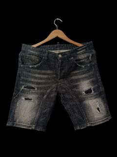 (Category: ) located in . Submitted by fbellawardrobe (Listing ID 1453930010, Image 1). Description: .