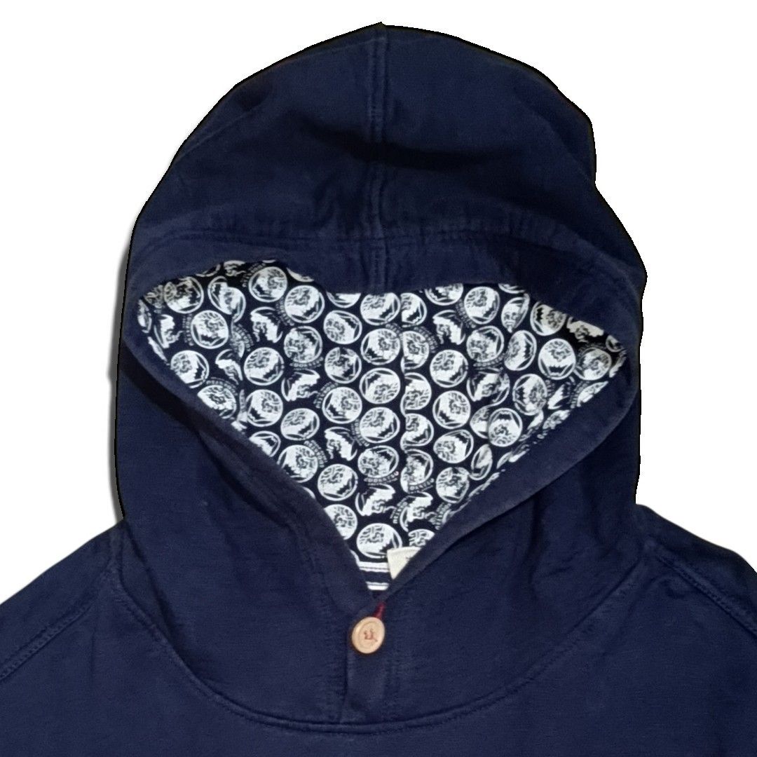 Edwin Edo Katsu Buttoned Navy Blue Hoodie (Category: Hoodies) located in Iloilo. Submitted by old_times (Listing ID 1453909125, Image 2). Description: Edwin Edo Katsu Buttoned Navy Blue Hoodie measurements (inches): Size: L Width: 21 Length: 29.1 Arm Length: 27.5 Opening (Hem Width): 17.9 (ribbed) Condition: - No issue - Heavy Cotton ₱400 (+ Shipping Fee) loc: iloilo courier: J&T Shipping (nationwide.