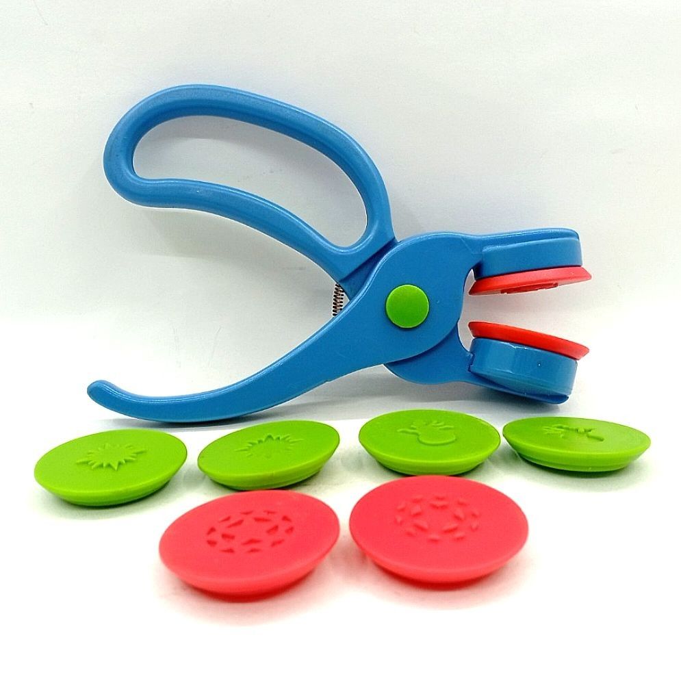 Embossing Tool with Detachable Design Discs (Category: Craft Supplies & Tools) located in Imus. Submitted by mostlyvintage (Listing ID 1453903537, Image 1). Description: 🎀 detachable discs feature different designs 🎀 🌸 for fashion finds and other stuff, pls. visit my other store: https://carousell.app.link/wzOYM5gGTxb.