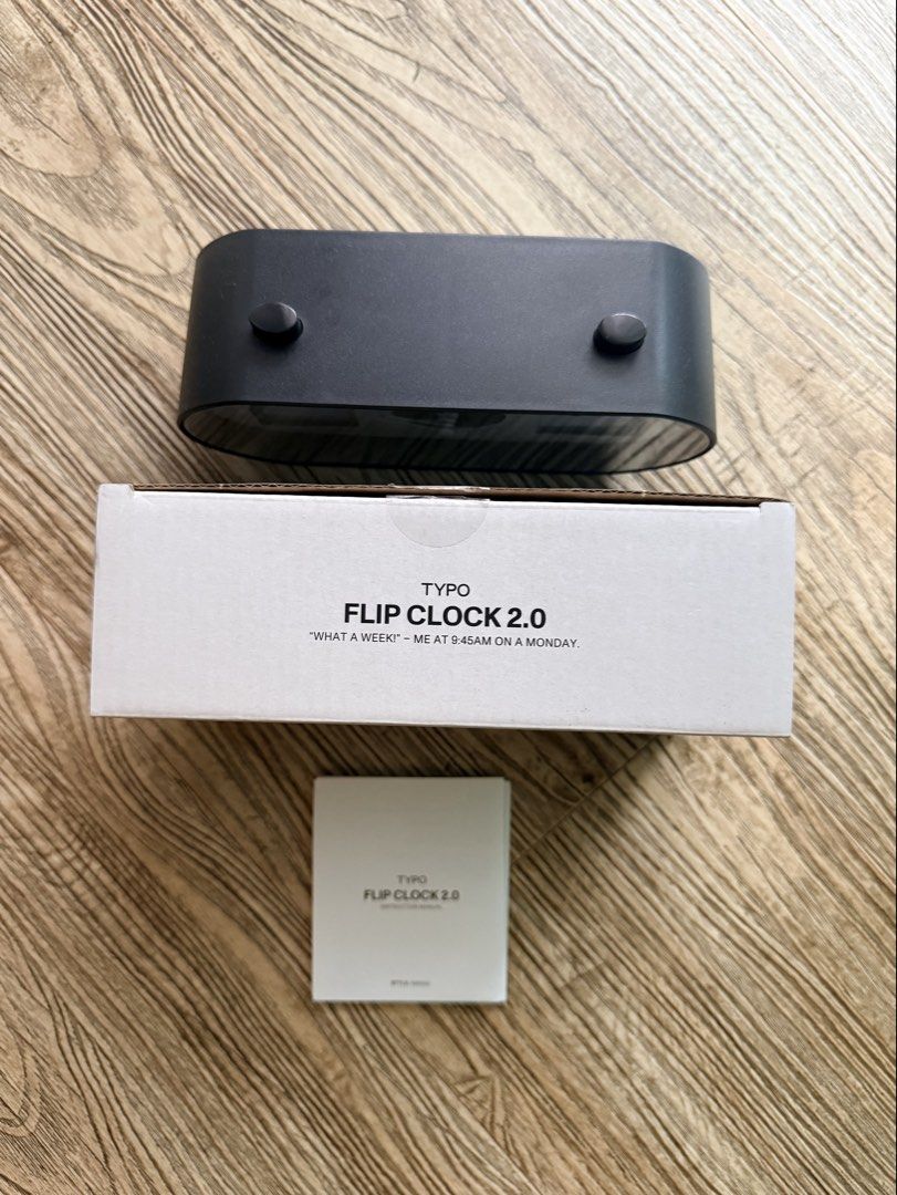 Flip Clock Typo (Category: Clocks) located in Pasig City. Submitted by thetravellingguyinstyle (Listing ID 1453929497, Image 2). Description: Flip Clock Alarm Clock Typo Brand new Complete with box RFS: Gifted.