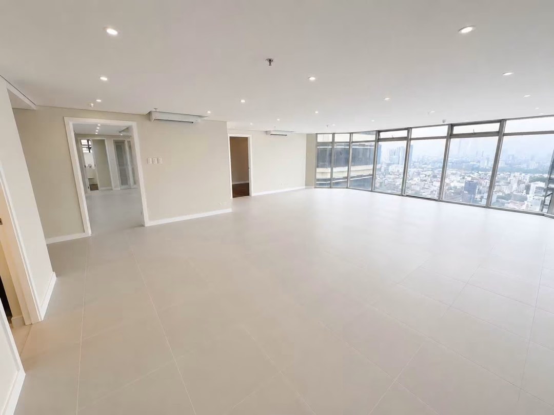 (Category: ) located in . Submitted by realestateallie (Listing ID 1453857199, Image 1). Description: .